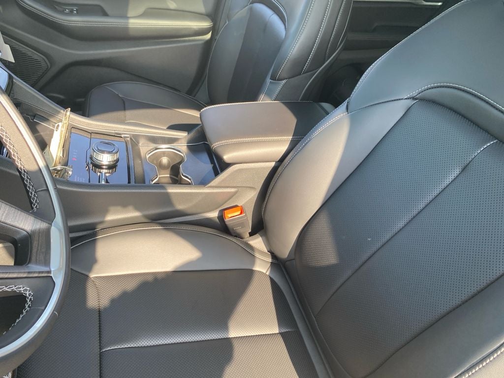 2027 Jeep Grand Cherokee Limited