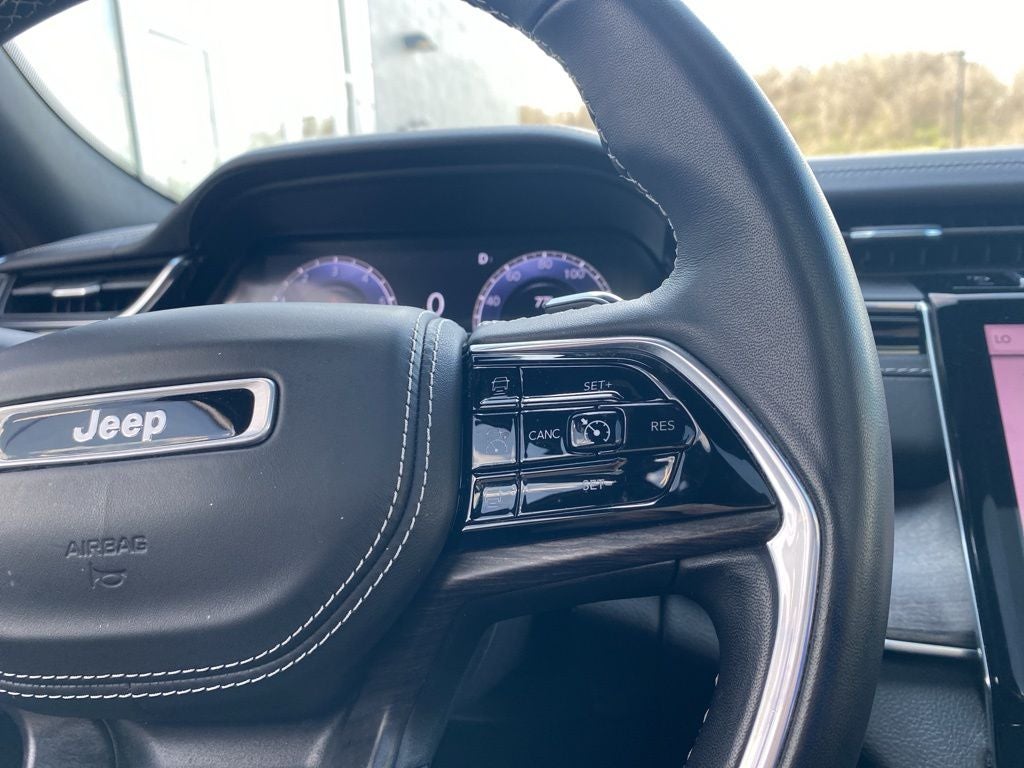 2022 Jeep Grand Cherokee Overland