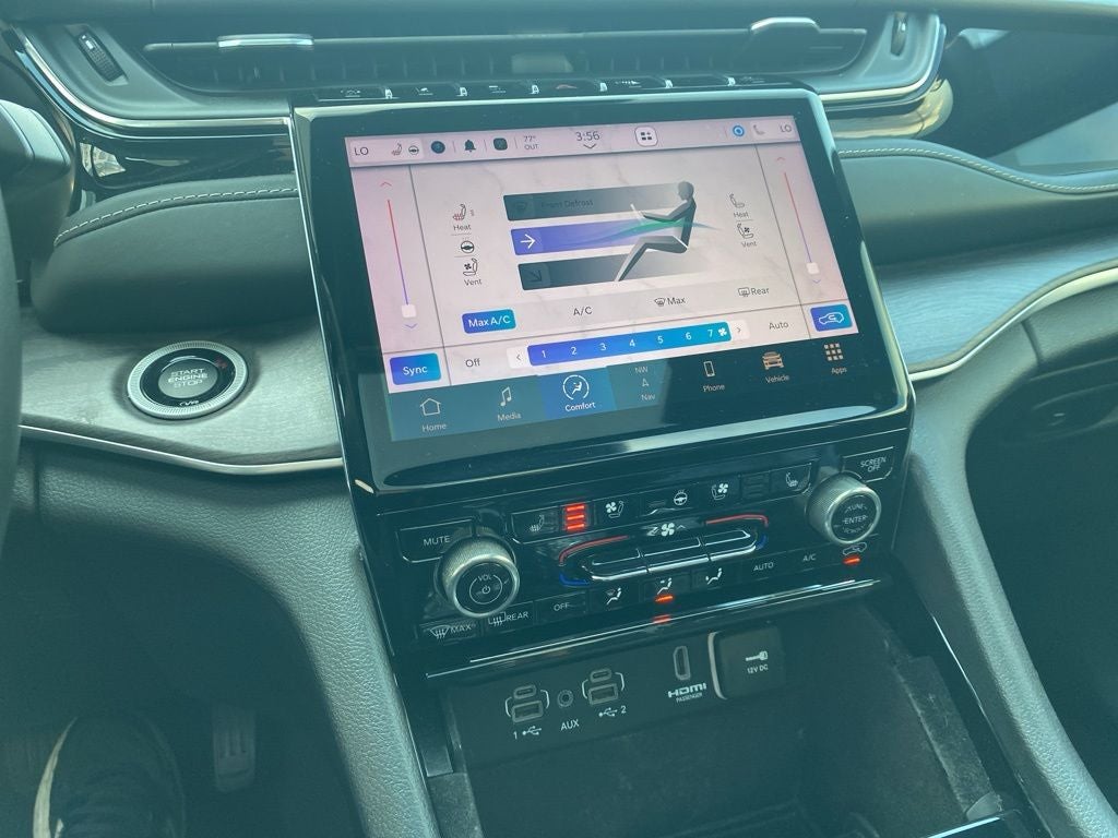 2022 Jeep Grand Cherokee Overland