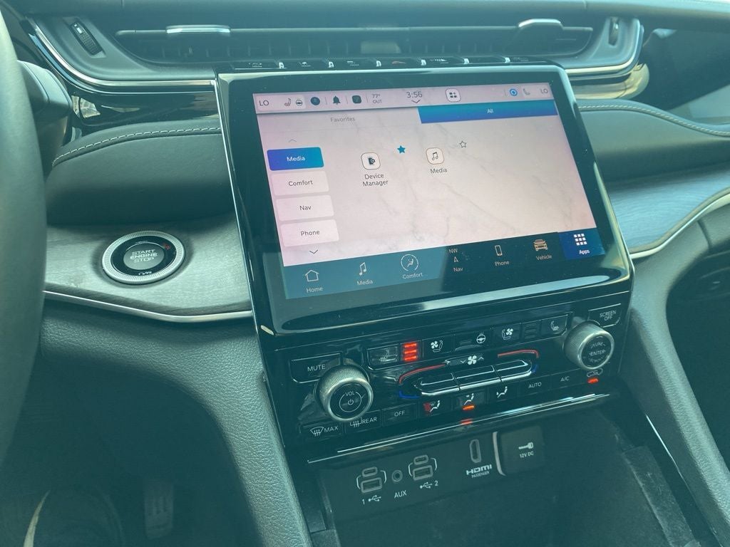 2022 Jeep Grand Cherokee Overland