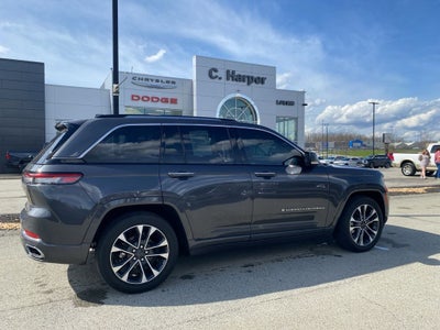 2022 Jeep Grand Cherokee Overland