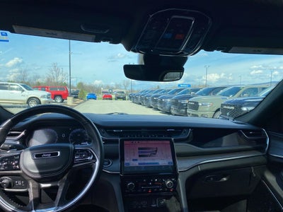 2022 Jeep Grand Cherokee Overland