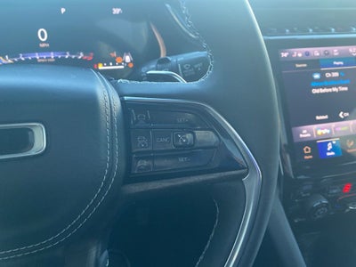 2023 Jeep Grand Cherokee Overland 4x4