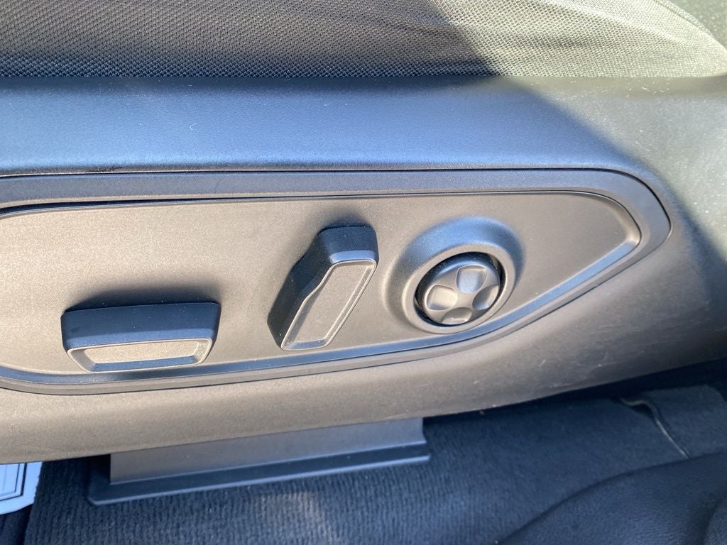 2022 Jeep Grand Cherokee L Laredo 4x4