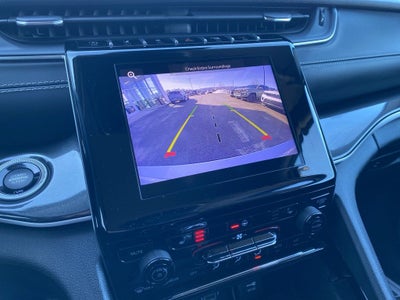 2022 Jeep Grand Cherokee L Laredo 4x4