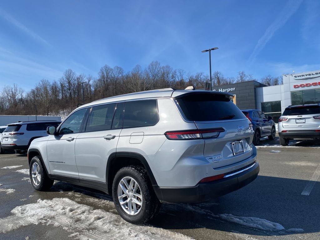2022 Jeep Grand Cherokee L Laredo 4x4