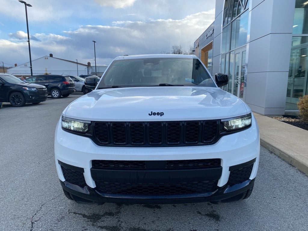 2023 Jeep Grand Cherokee L Altitude 4x4