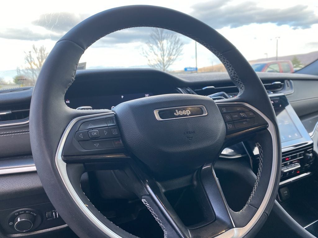 2023 Jeep Grand Cherokee L Altitude 4x4