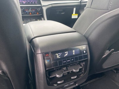 2026 Jeep Grand Cherokee L GRAND CHEROKEE L LAREDO X 4X4