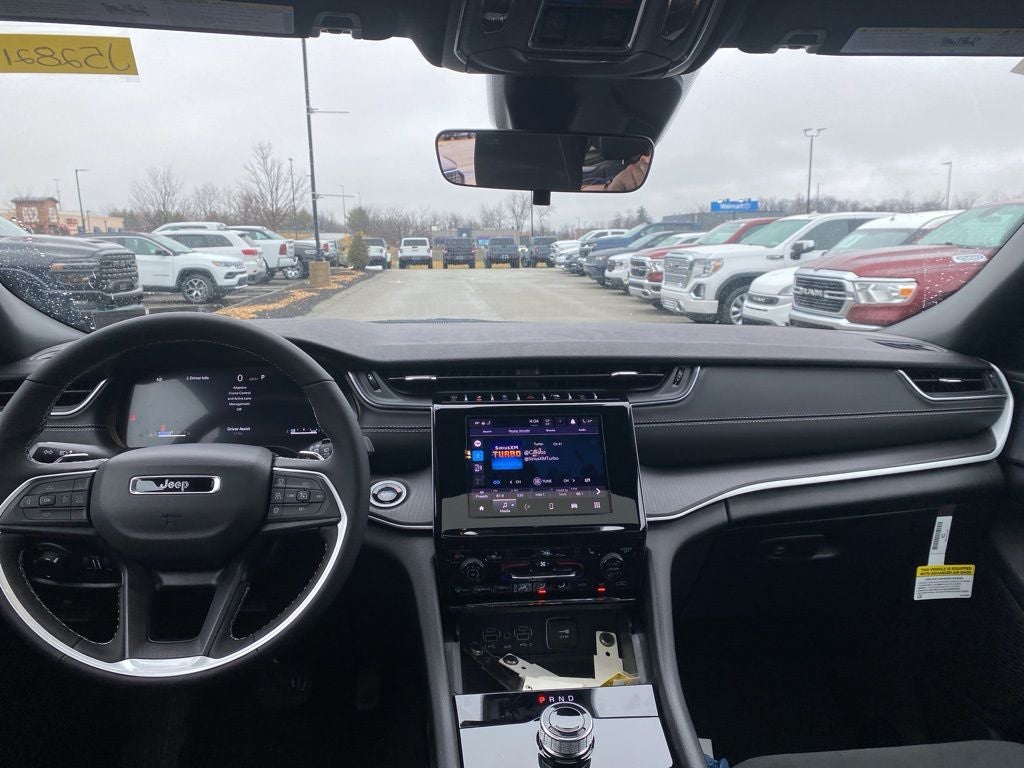 2026 Jeep Grand Cherokee L GRAND CHEROKEE L LAREDO X 4X4