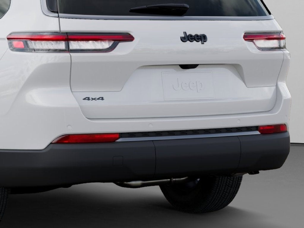 2027 Jeep Grand Cherokee L Laredo Altitude