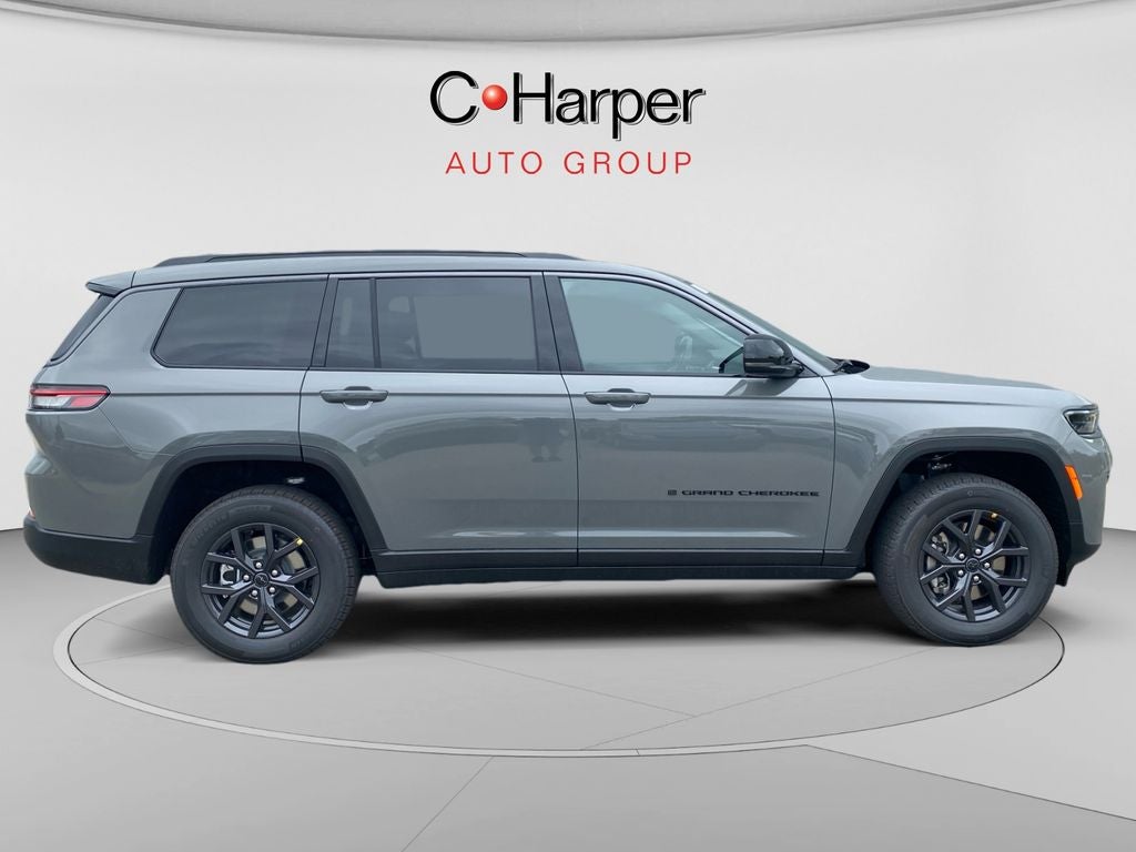 2027 Jeep Grand Cherokee L Laredo Altitude