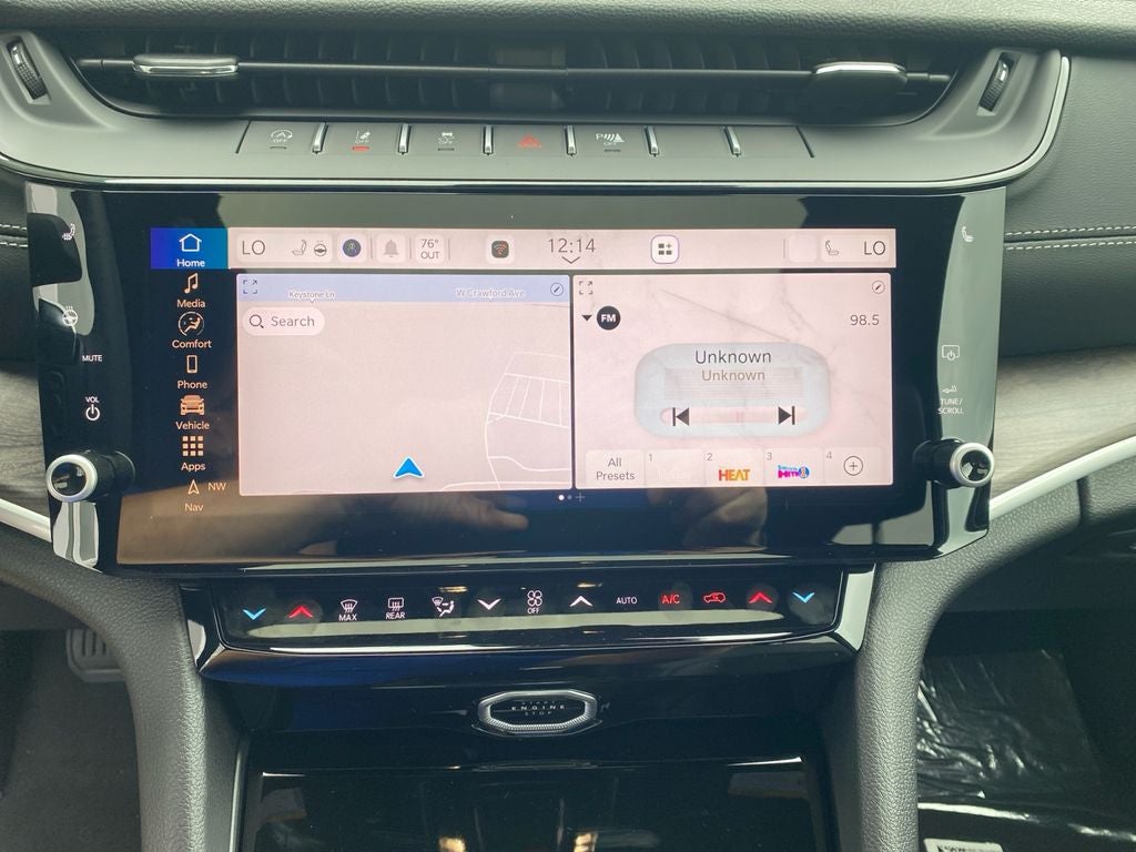 2027 Jeep Grand Cherokee L Laredo Altitude