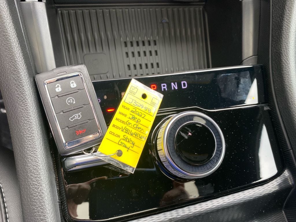 2027 Jeep Grand Cherokee L Laredo Altitude