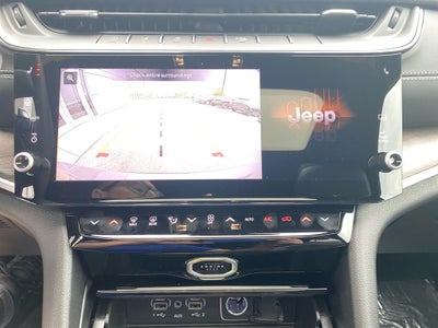 2027 Jeep Grand Cherokee L Laredo Altitude