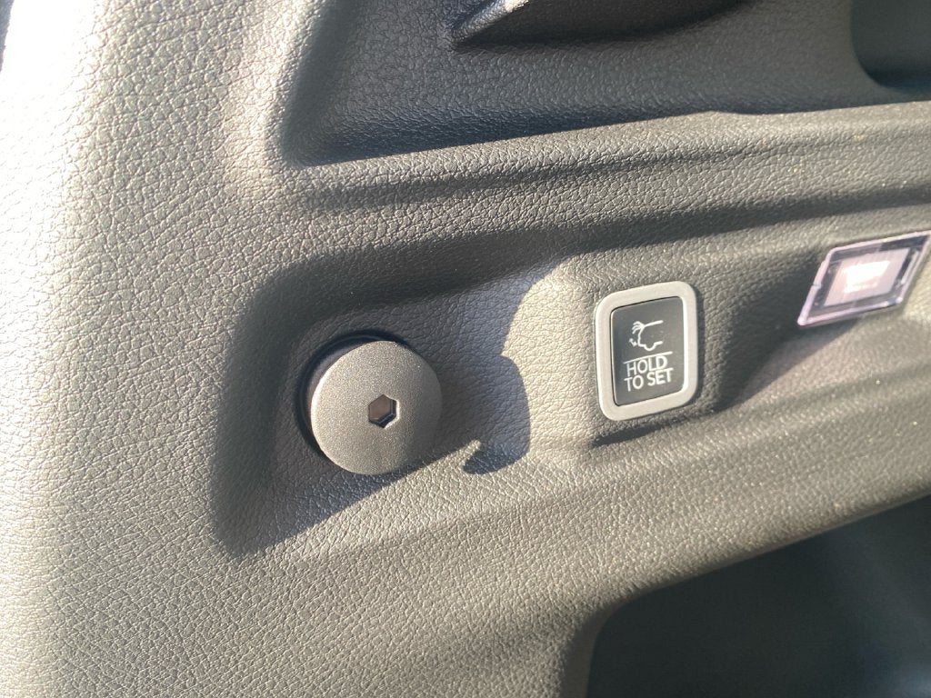 2027 Jeep Grand Cherokee L Laredo Altitude