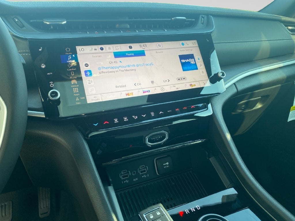 2027 Jeep Grand Cherokee L Laredo Altitude