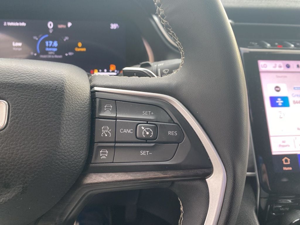 2023 Jeep Grand Cherokee L Limited 4x4