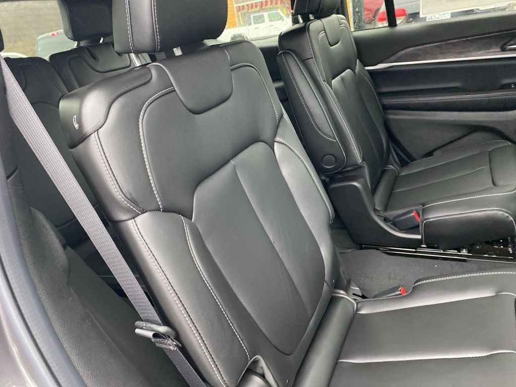 2025 Jeep Grand Cherokee L GRAND CHEROKEE L LIMITED 4X4