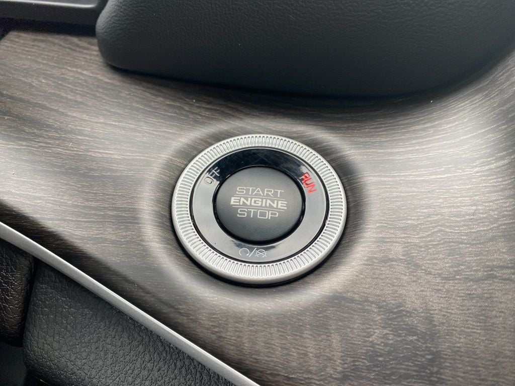 2025 Jeep Grand Cherokee L GRAND CHEROKEE L LIMITED 4X4