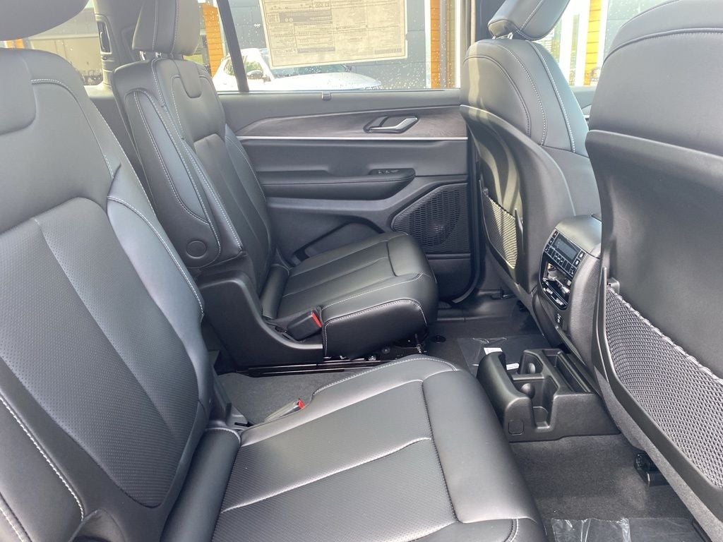 2025 Jeep Grand Cherokee L GRAND CHEROKEE L LIMITED 4X4