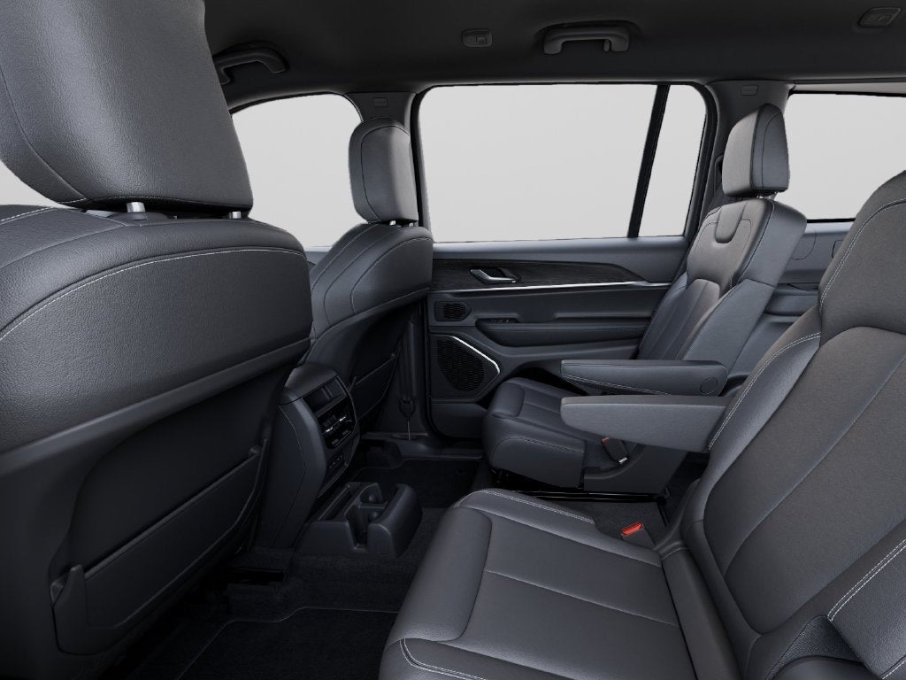 2027 Jeep Grand Cherokee L Limited