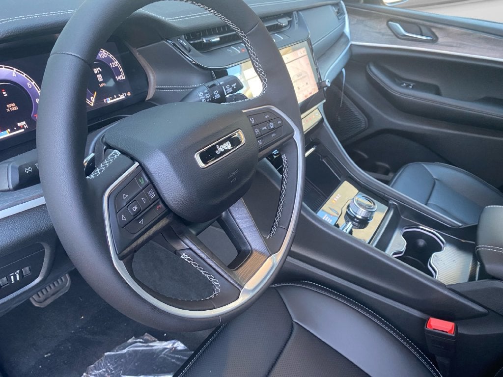 2027 Jeep Grand Cherokee L Limited