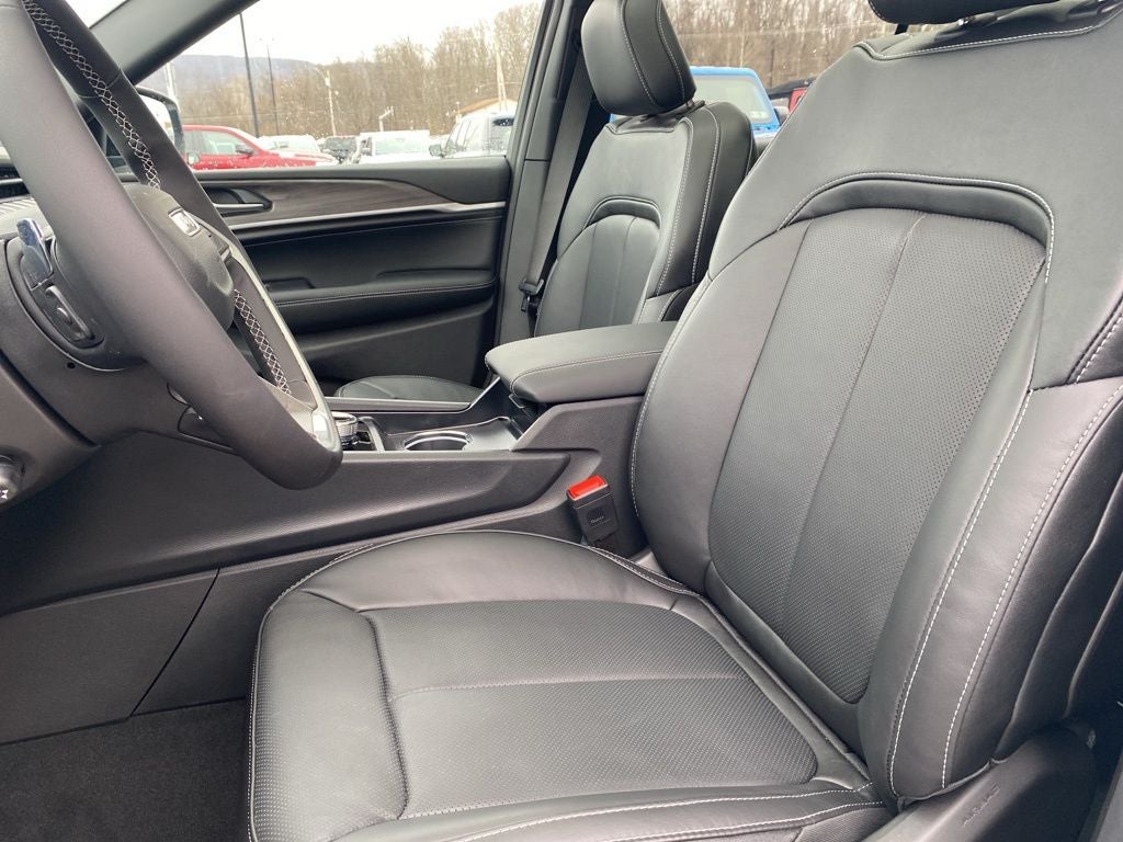 2026 Jeep Grand Cherokee L GRAND CHEROKEE L LIMITED RESERVE 4X4