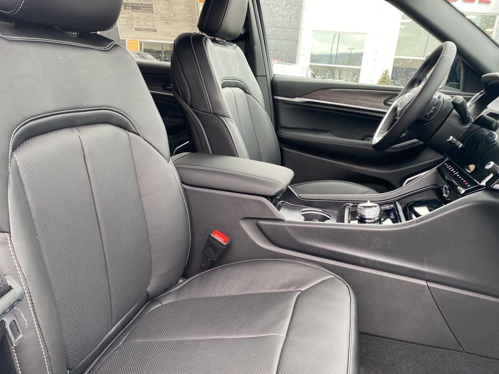 2026 Jeep Grand Cherokee L GRAND CHEROKEE L LIMITED RESERVE 4X4