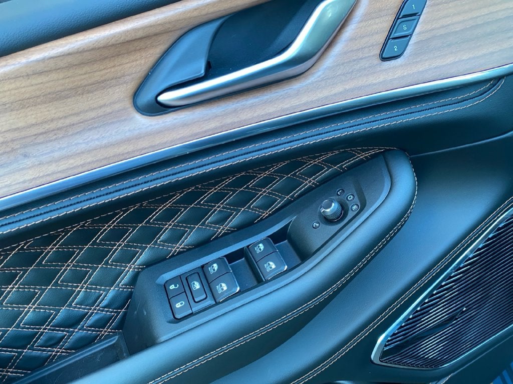 2027 Jeep Grand Cherokee L Summit