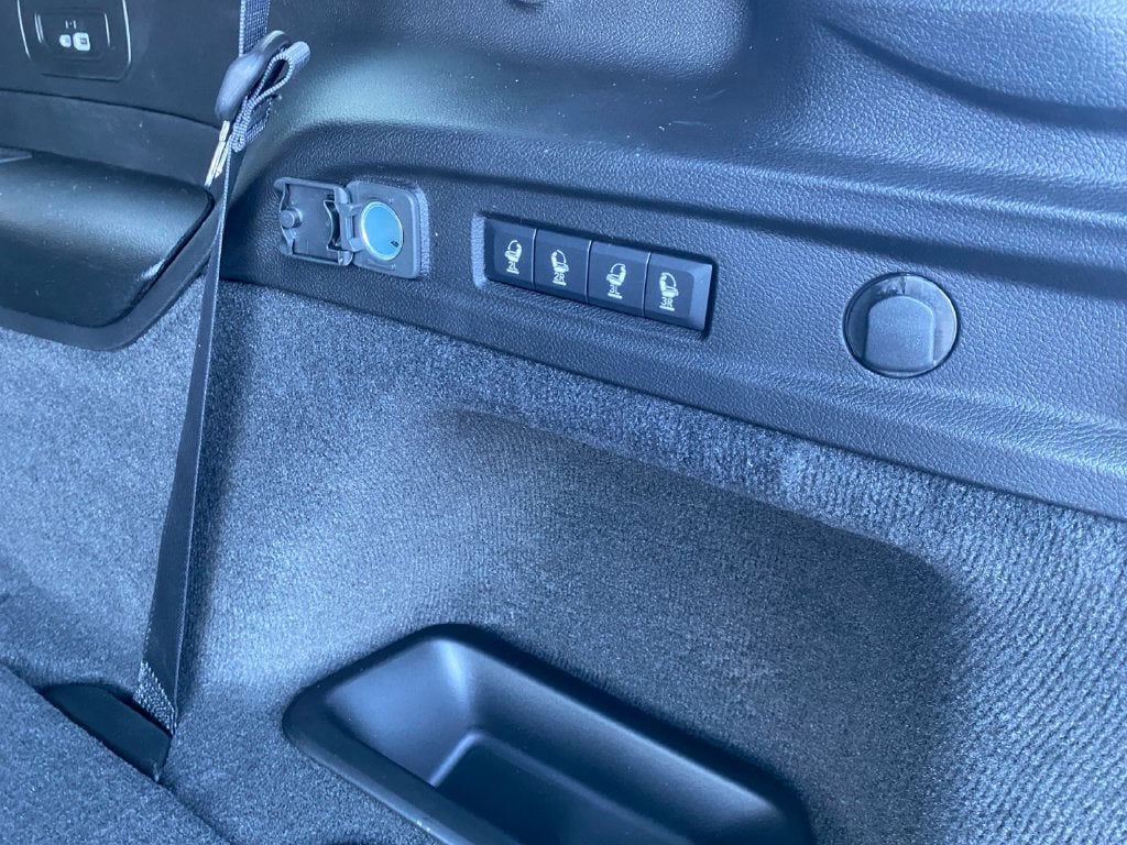 2027 Jeep Grand Cherokee L Summit