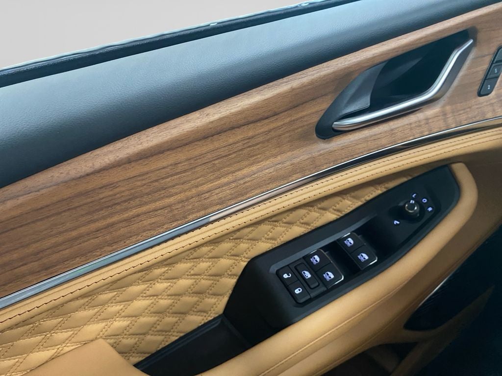 2027 Jeep Grand Cherokee L Summit