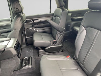 2026 Jeep Grand Wagoneer L 4x4