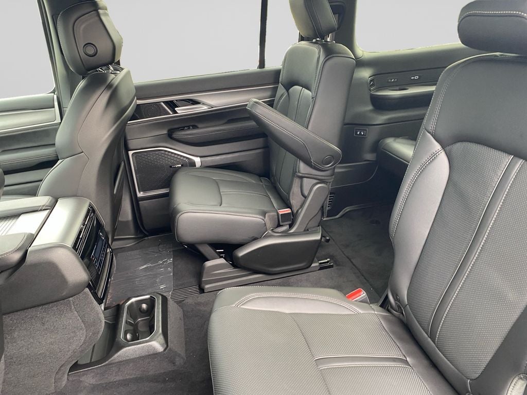 2026 Jeep Grand Wagoneer L 4x4