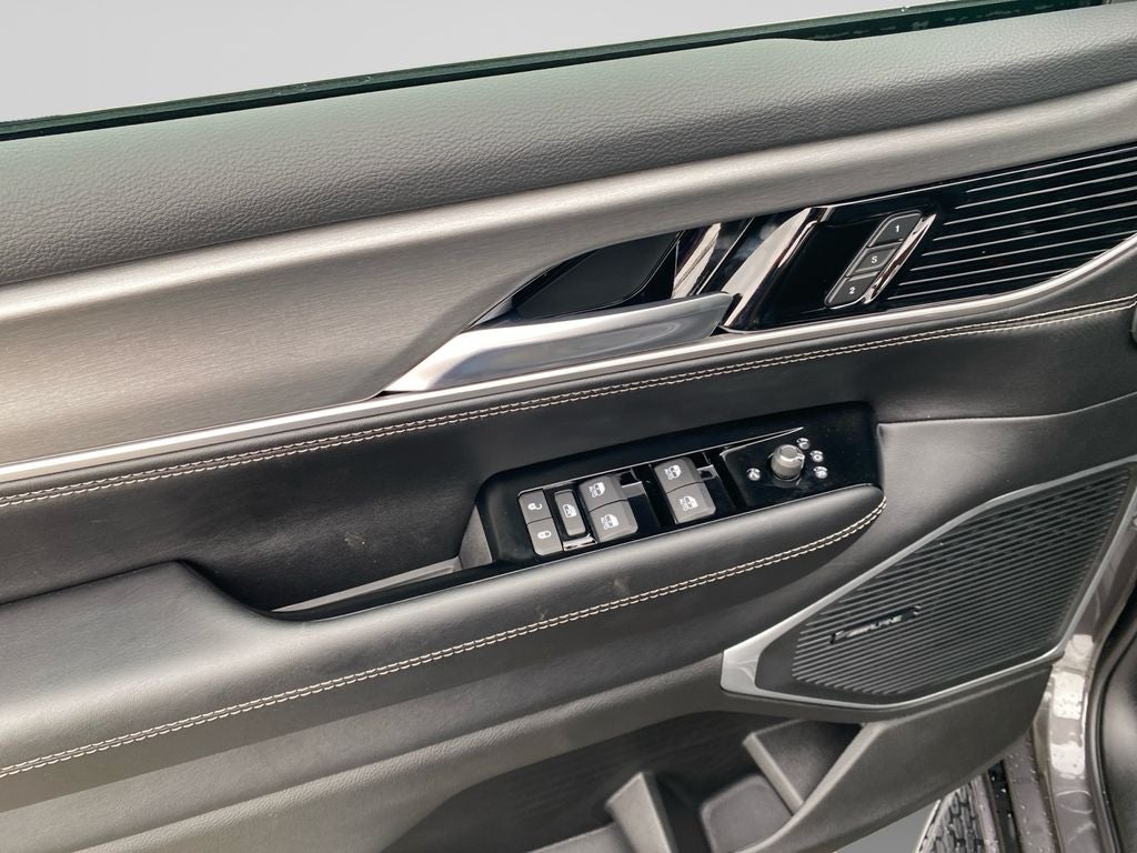 2026 Jeep Grand Wagoneer L 4x4