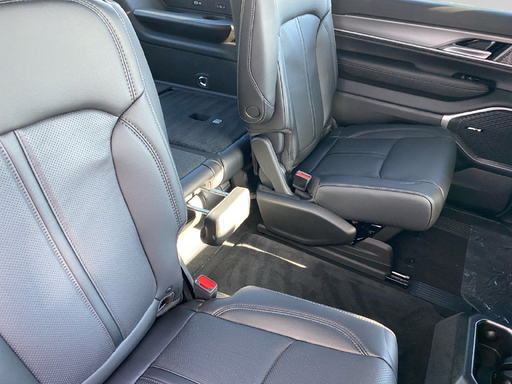 2026 Jeep Grand Wagoneer Upland