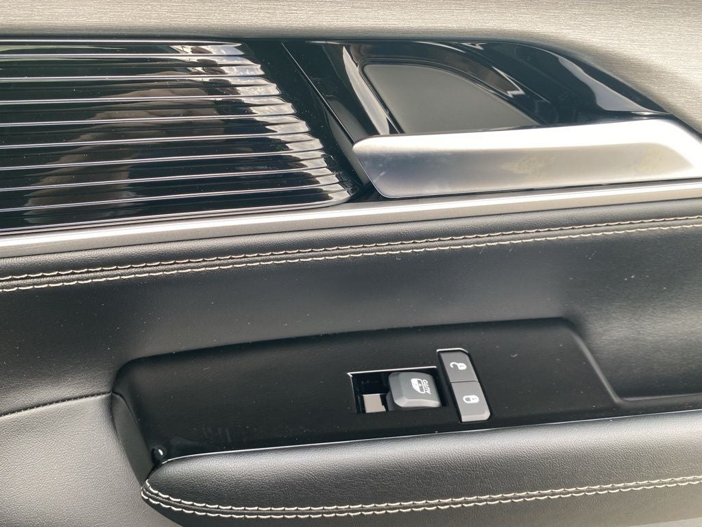 2026 Jeep Grand Wagoneer GRAND WAGONEER UPLAND 4X4