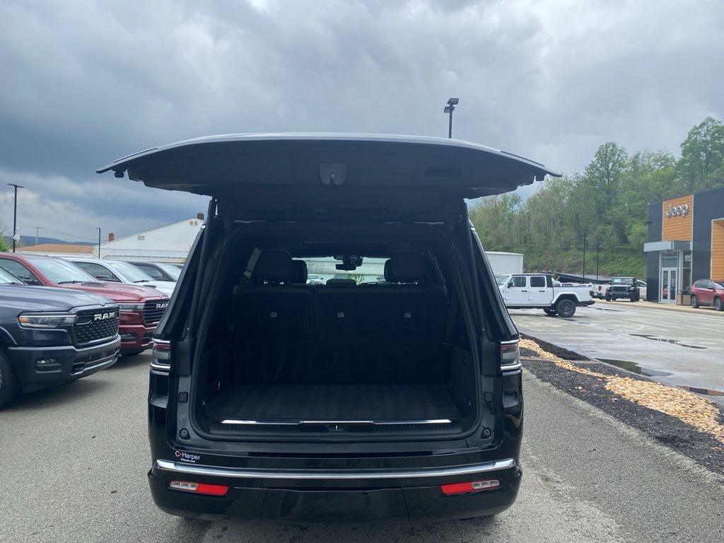 2022 Jeep Grand Wagoneer Series II