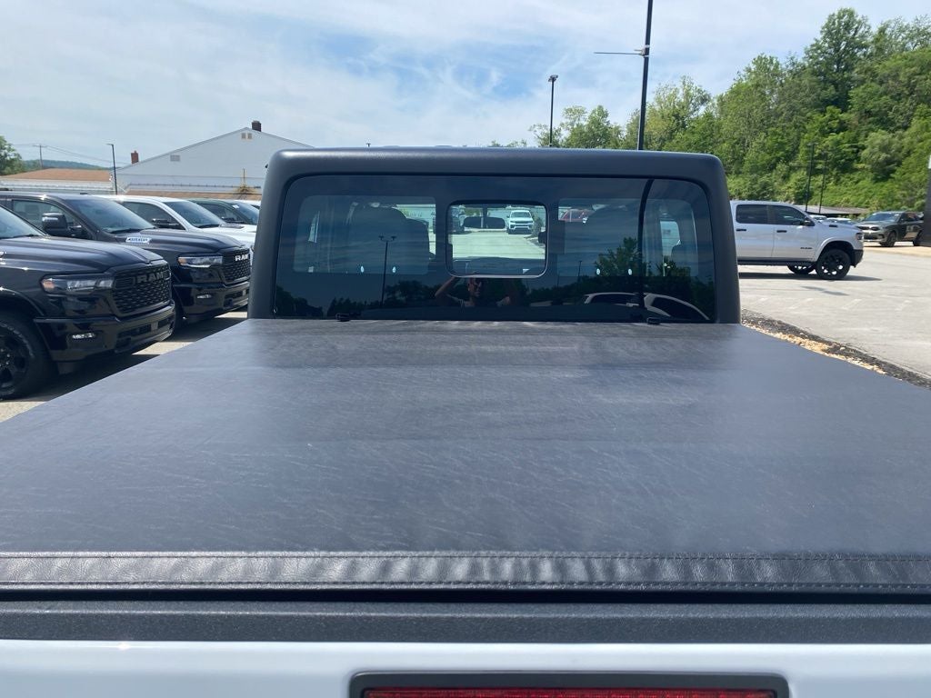 2024 Jeep Gladiator Sport