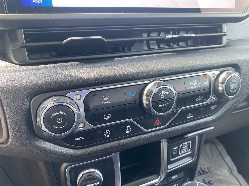 2024 Jeep Gladiator Sport