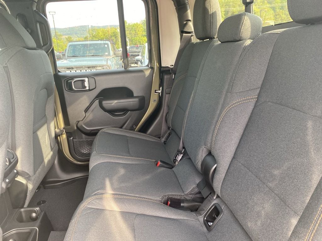 2025 Jeep Gladiator GLADIATOR SPORT S 4X4