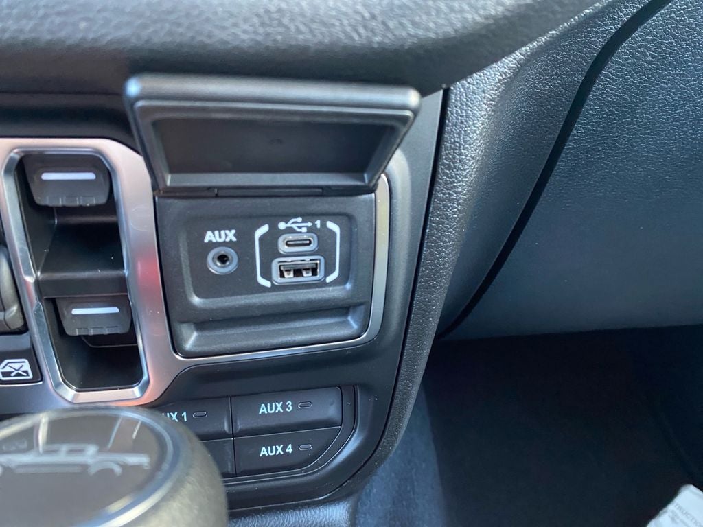 2025 Jeep Gladiator Sport S
