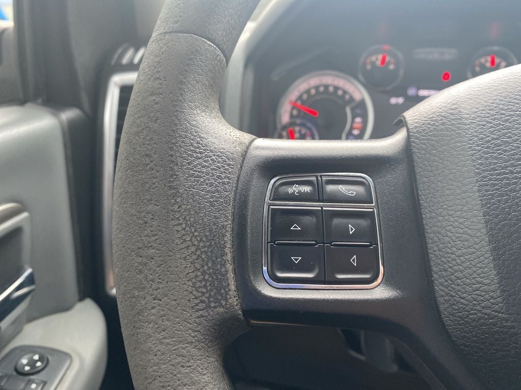 2019 RAM 1500 Classic Warlock Crew Cab 4x4 5'7' Box