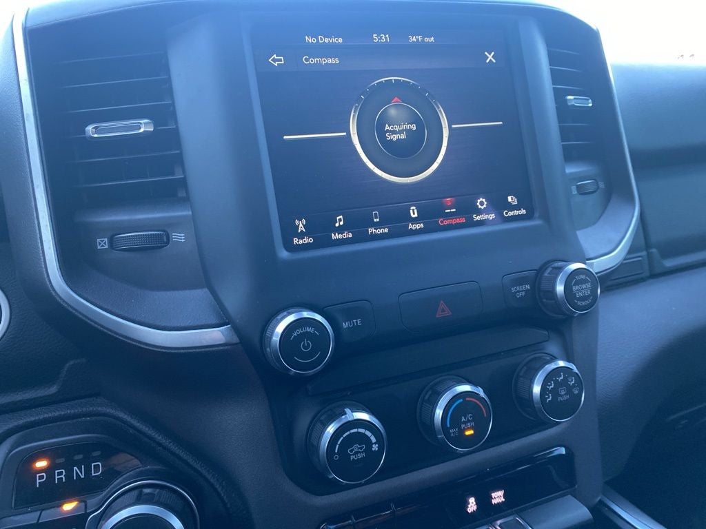 2021 RAM 1500 Big Horn Quad Cab 4x4 6'4' Box