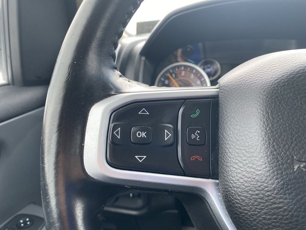 2020 RAM 1500 Big Horn Crew Cab 4x4 5'7' Box