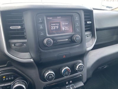 2020 RAM 1500 Big Horn Crew Cab 4x4 5'7' Box