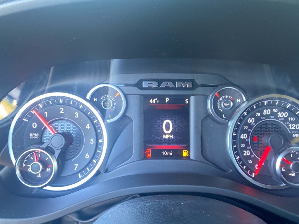 2027 RAM 1500 Big Horn/Lone Star