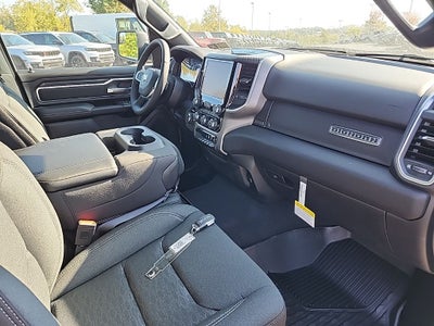 2025 RAM 1500 RAM 1500 BIG HORN CREW CAB 4X4 5'7' BOX