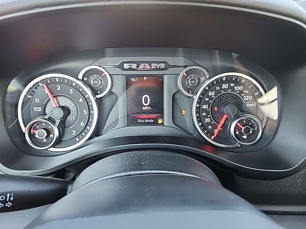 2025 RAM 1500 RAM 1500 BIG HORN CREW CAB 4X4 5'7' BOX