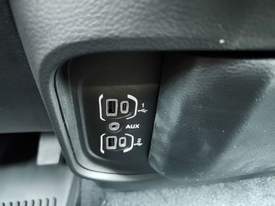 2025 RAM 1500 RAM 1500 BIG HORN CREW CAB 4X4 5'7' BOX